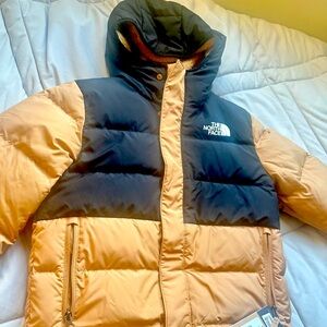 Northface fleece lined parka BNWTs color Almond butter
